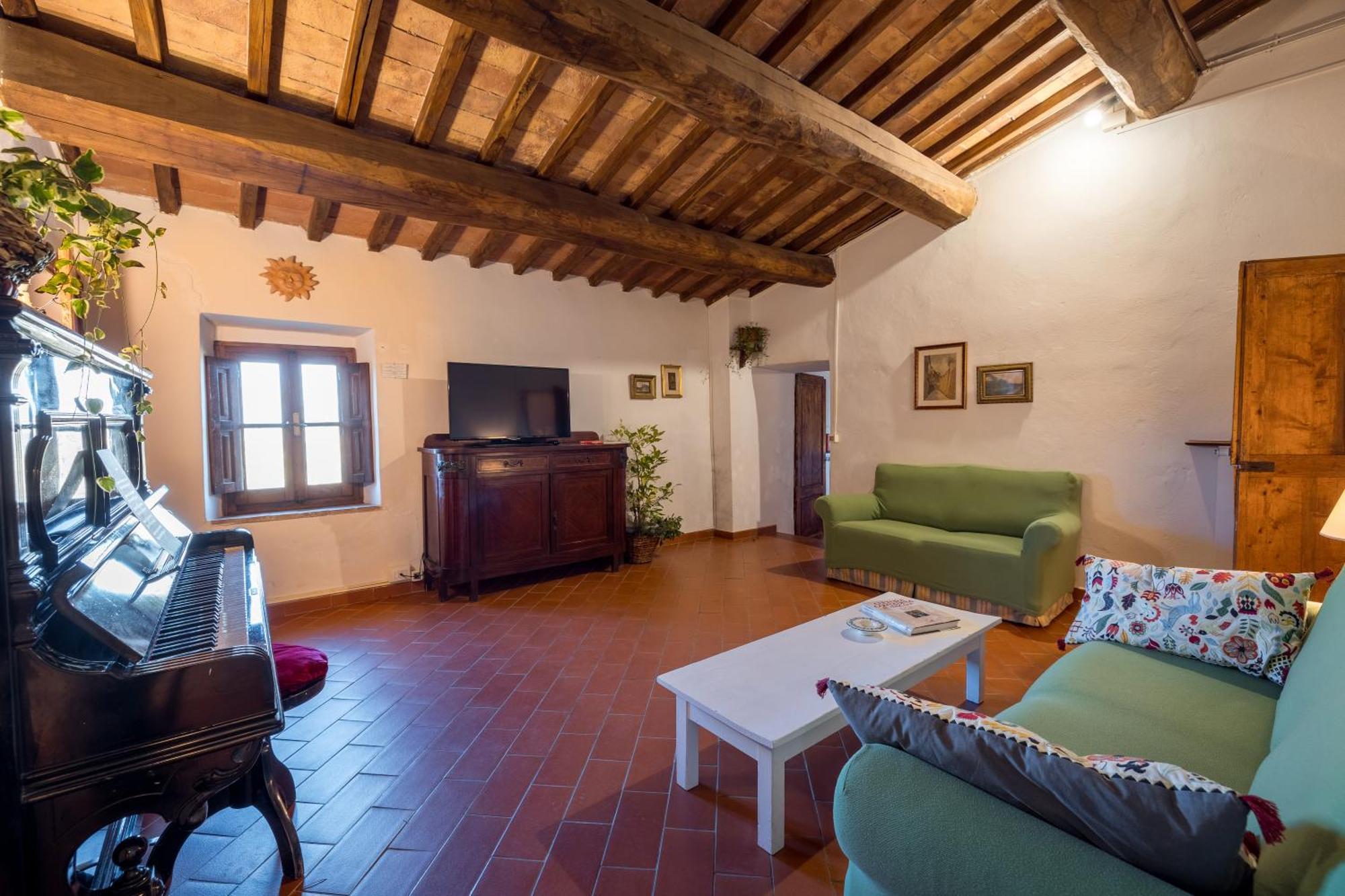 Spacious Estate In Holiday home *